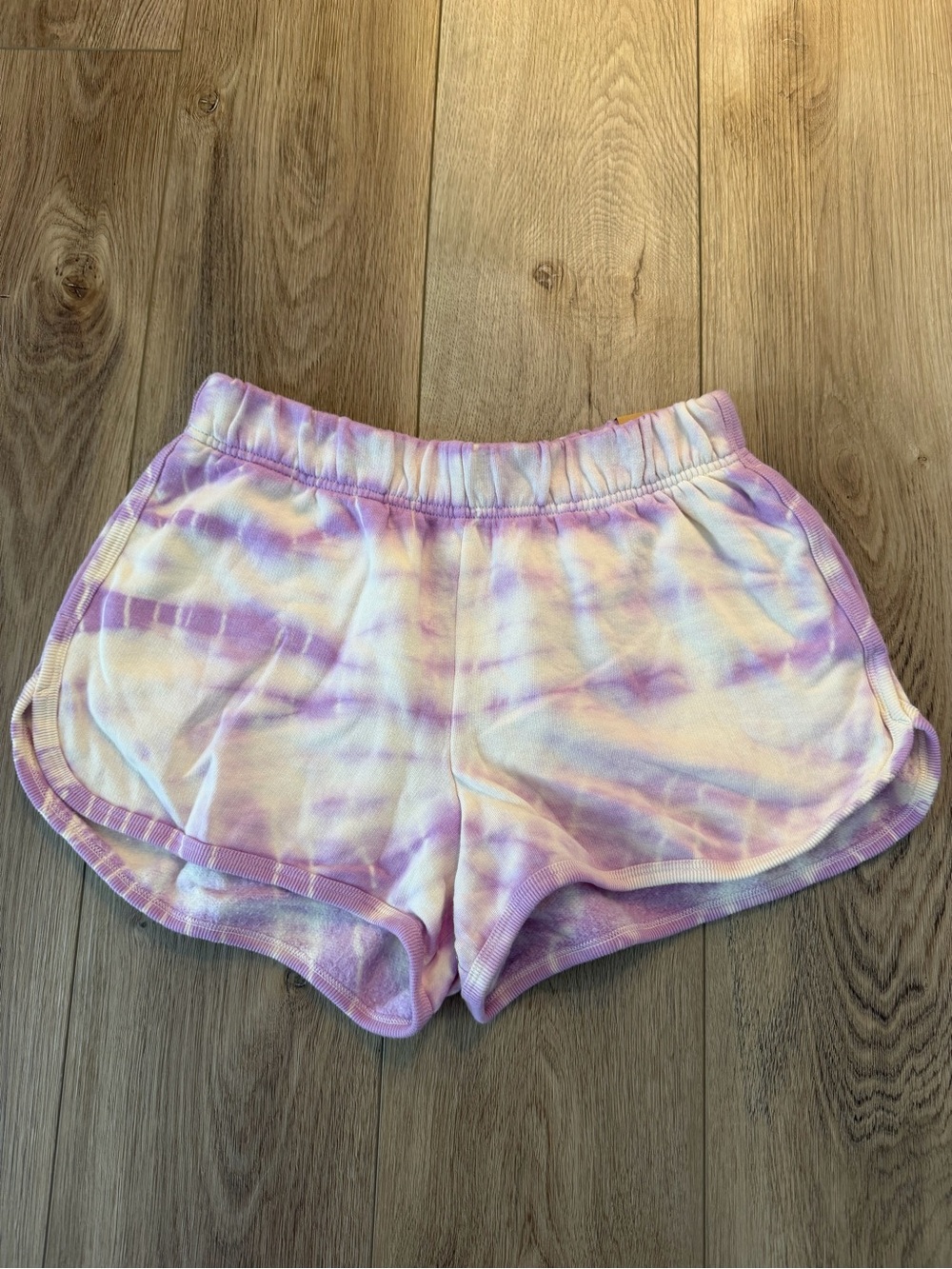 PINK Victoria's Secret Pastel Tie-Dye Athletic Shorts in Purple and Cream